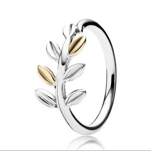 PANDORA 14k gold and silver Laurel Leaves Ring